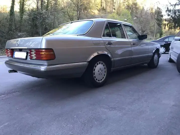 Mercedes-Benz S-Class 1991 photo 3