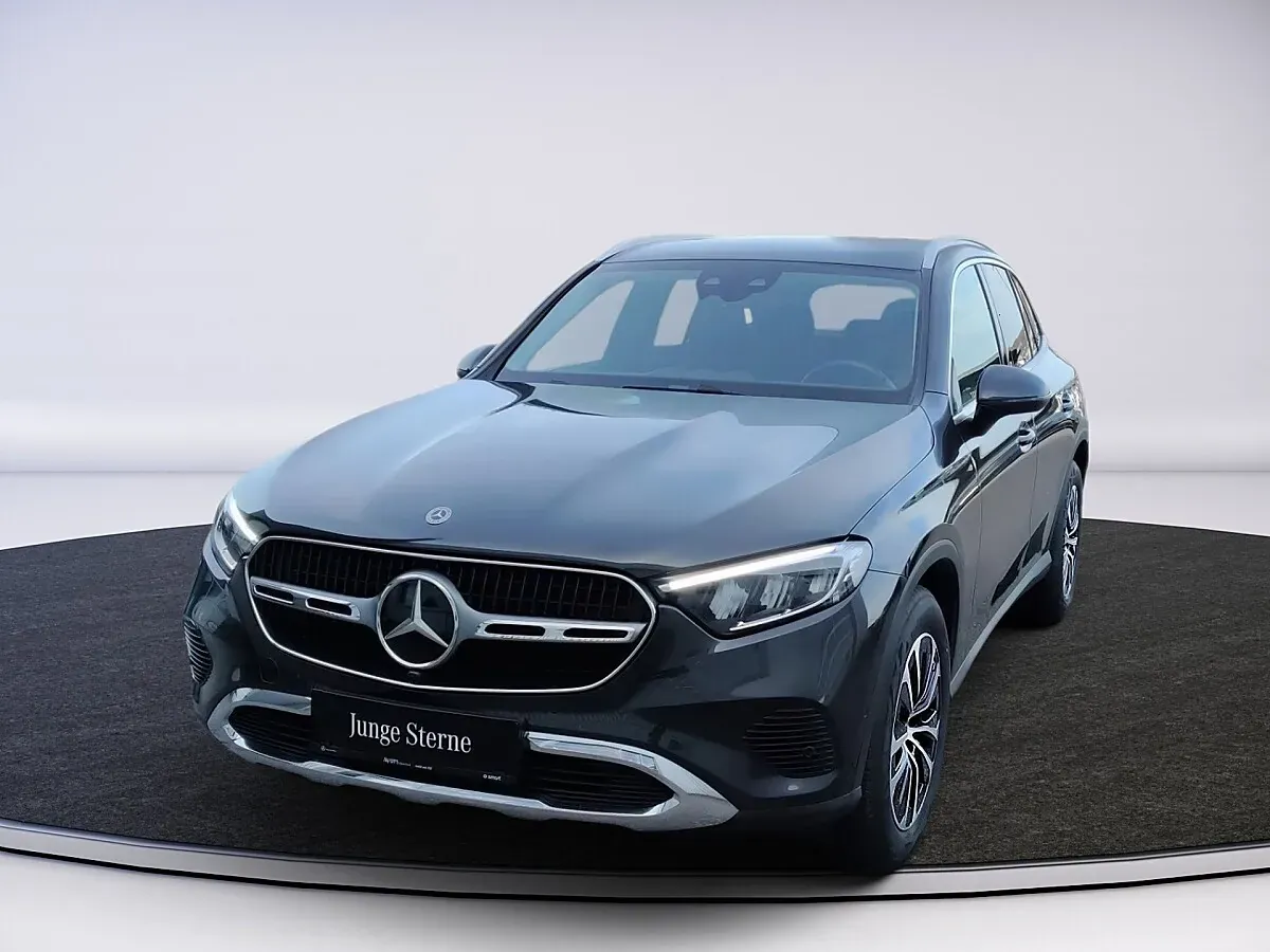 Mercedes-Benz Glc-Class 2025 photo 3