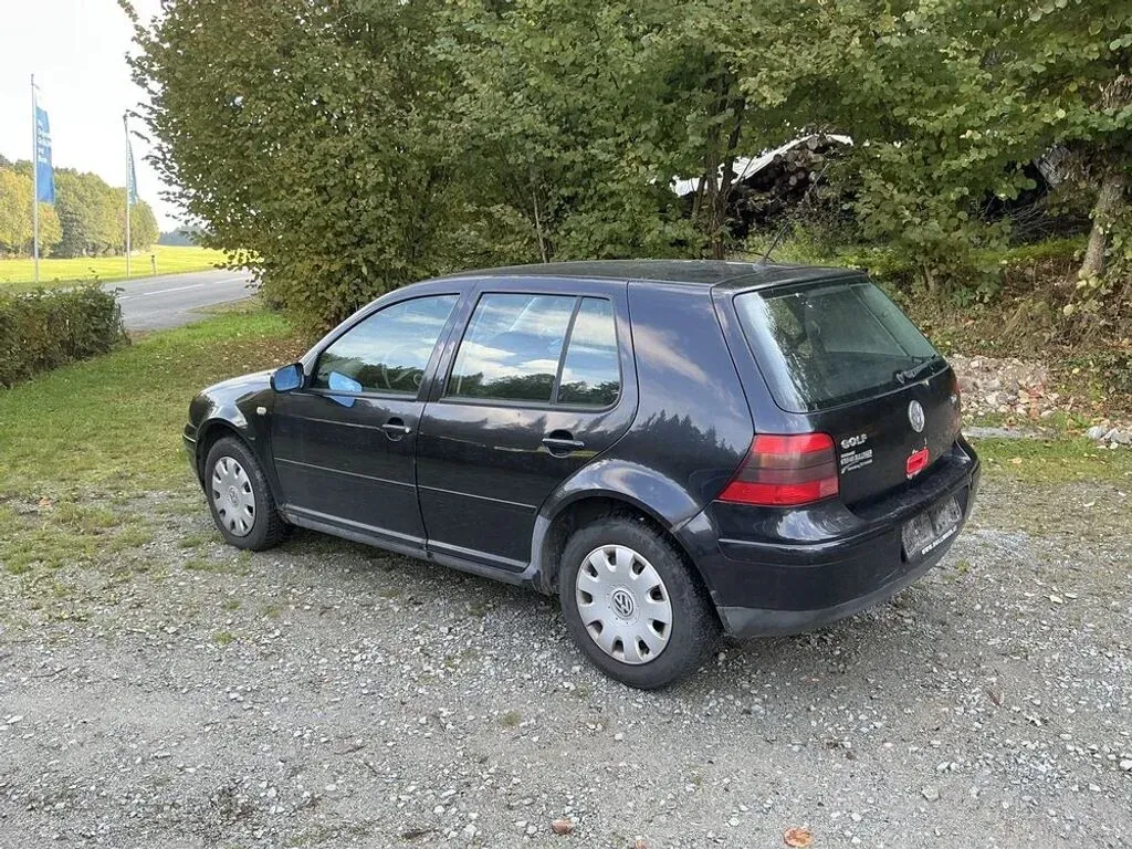 Volkswagen Golf 1999 photo 3