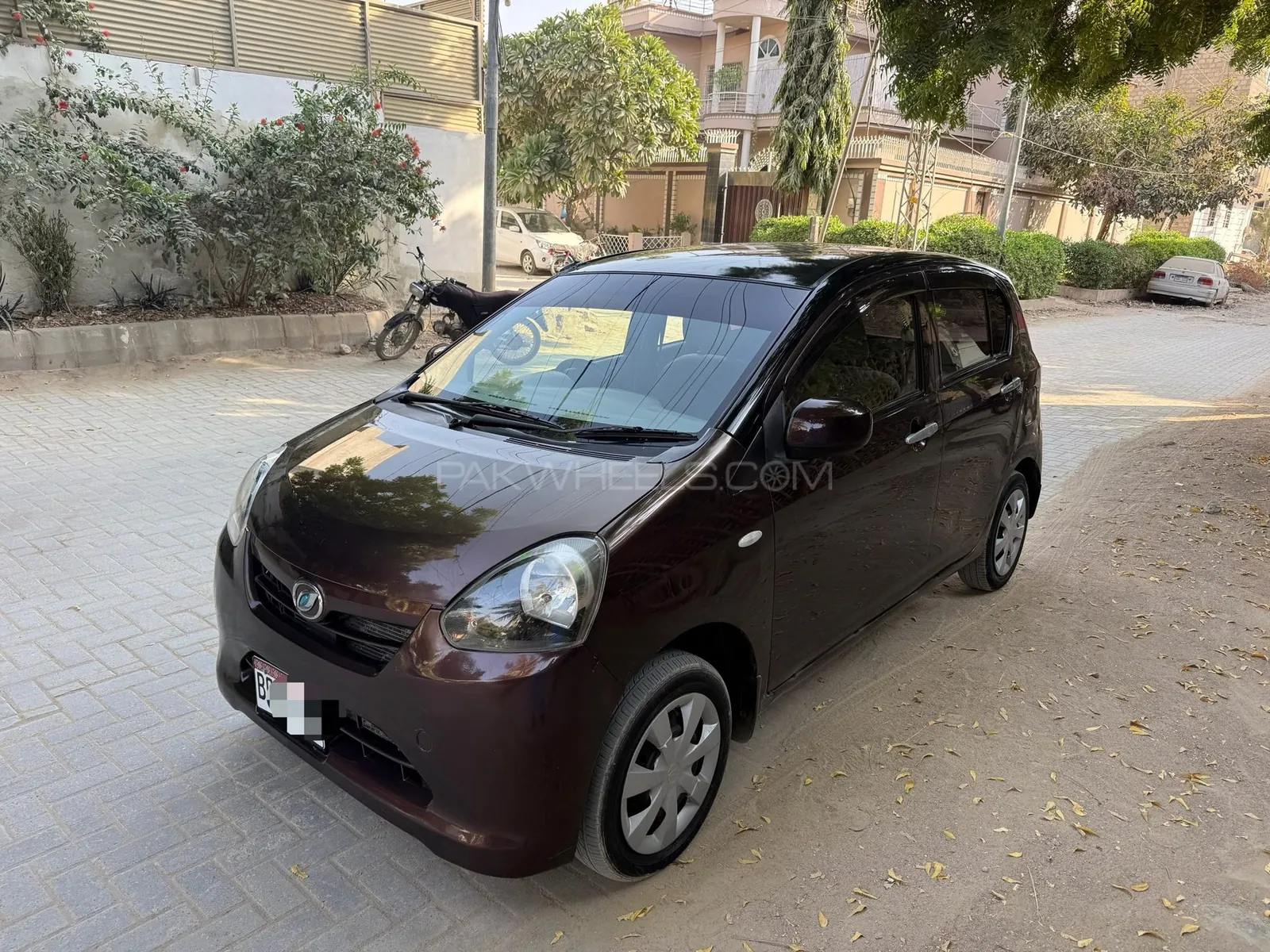 Daihatsu Mira