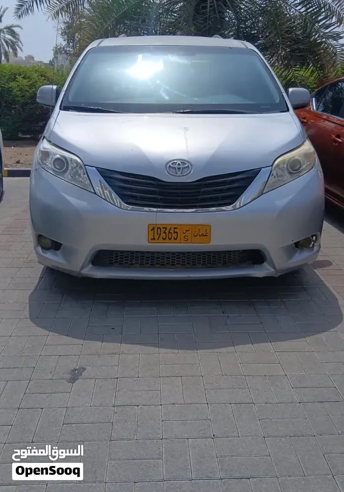 Toyota Sienna 2014 photo 5
