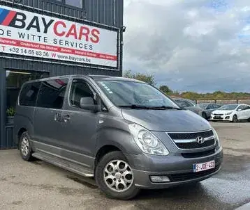 Hyundai H1 2010 photo 2