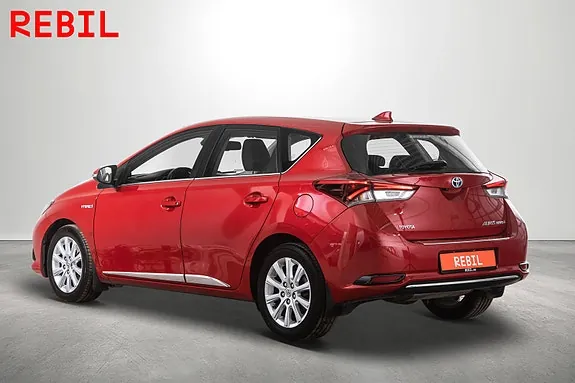 Toyota Auris 2016 photo 5