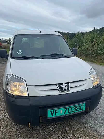 Peugeot Partner 2005 photo 2