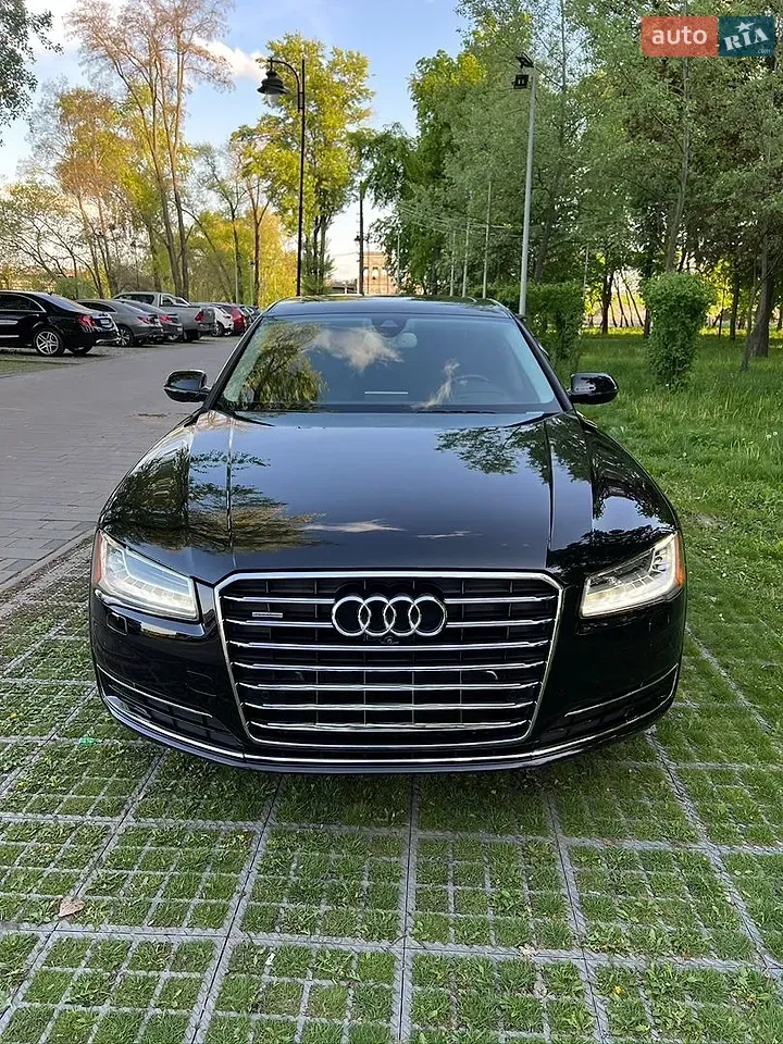 Audi A8