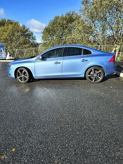 Volvo S60 2014 photo 4