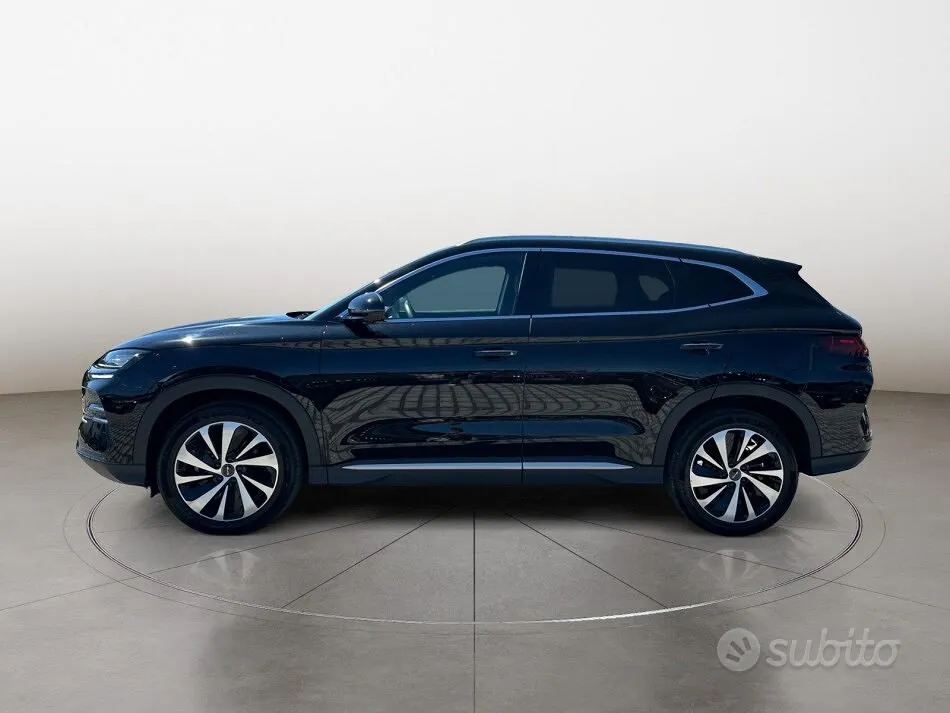 BYD Seal U 2025 photo 2