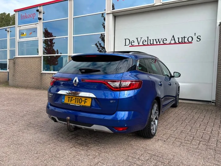 Renault Mégane 2018 photo 2