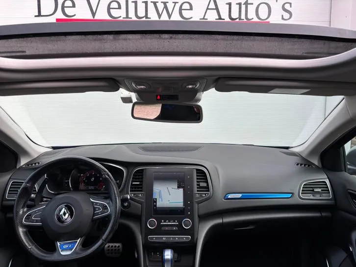 Renault Mégane 2018 photo 3