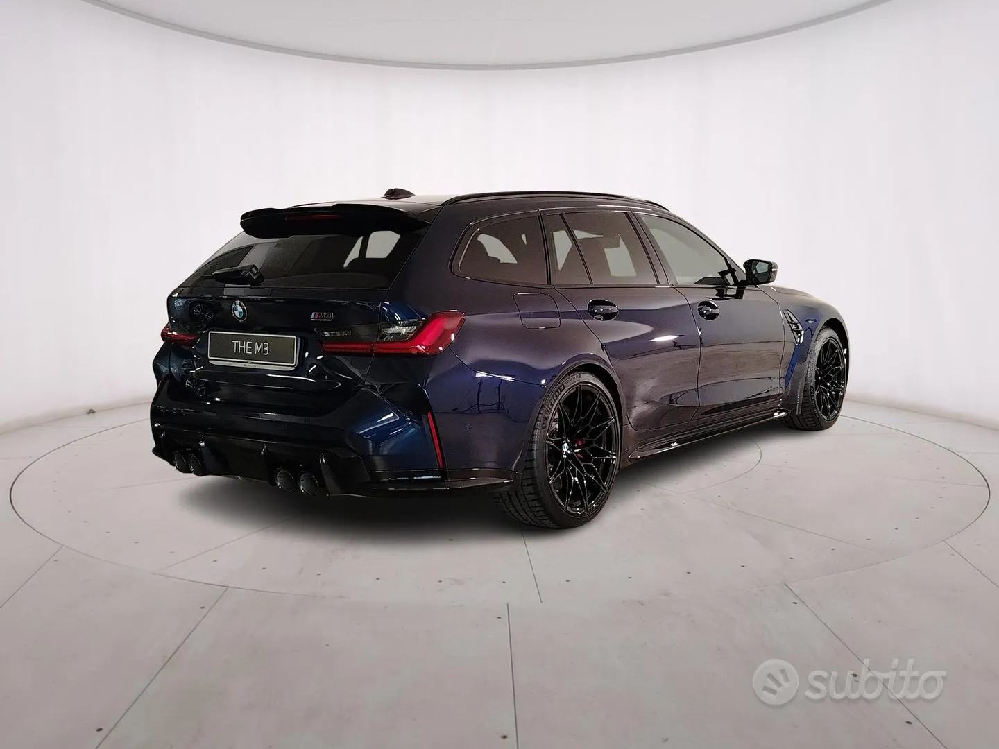 BMW 3 Series 2023 photo 2