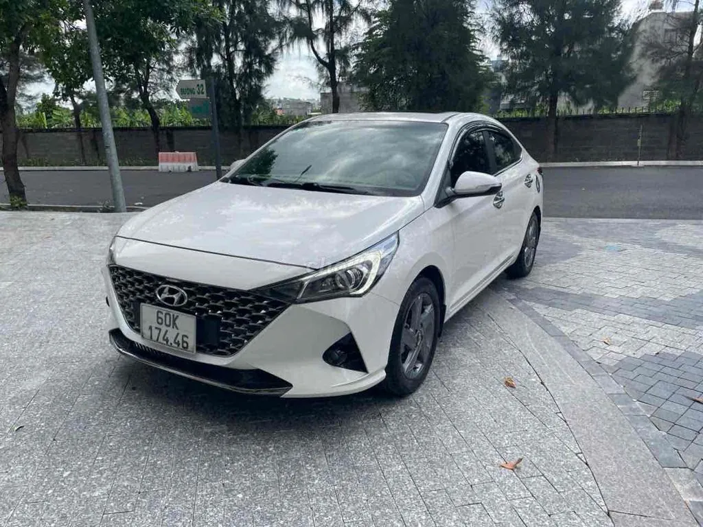 Hyundai Accent 2022 photo 2