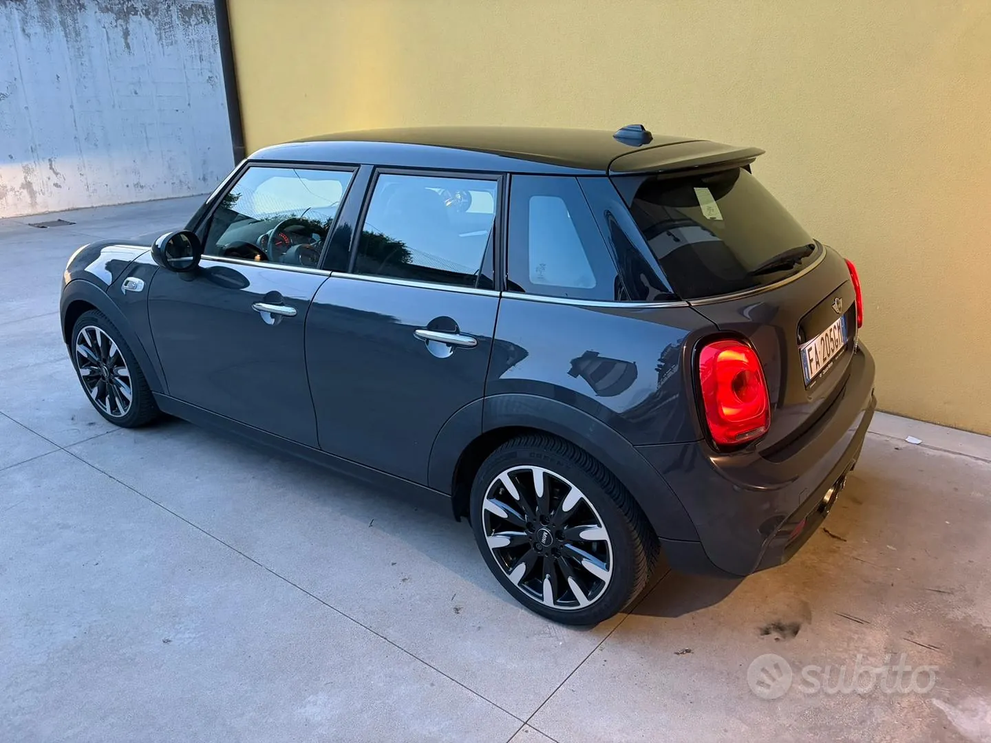 Mini Mini Cooper Sd 2015 photo 3