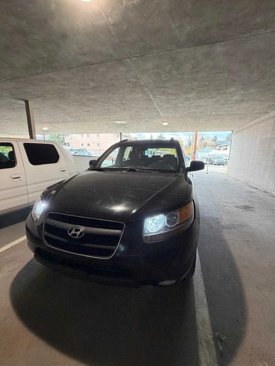Hyundai Santa Fe 2009 photo 2