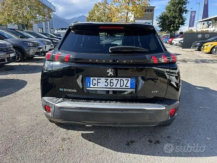 Peugeot 2008 2021 photo 5