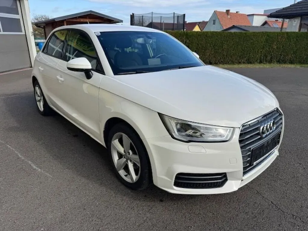 Audi A1 2017 photo 2