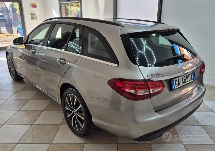 Mercedes-Benz C-Class 2020 photo 2