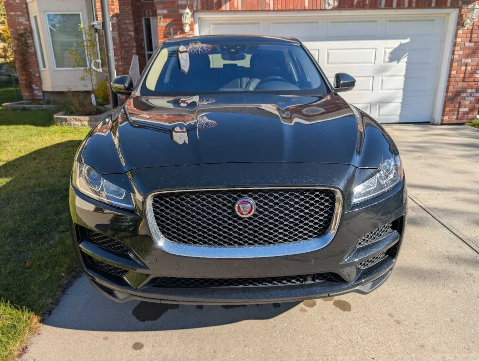 Jaguar F-Pace 2020 photo 4