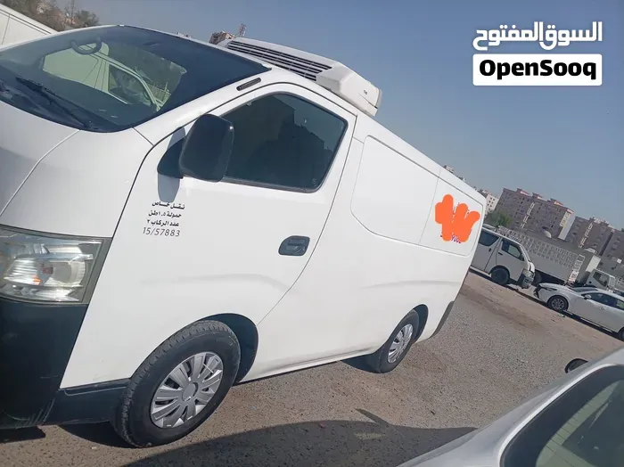 Nissan Urvan 2017 photo 5