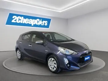 Toyota Aqua 2015 photo 4