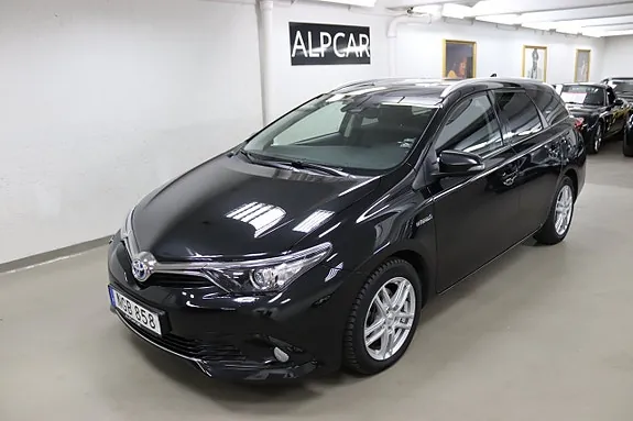 Toyota Auris 2017 photo 3