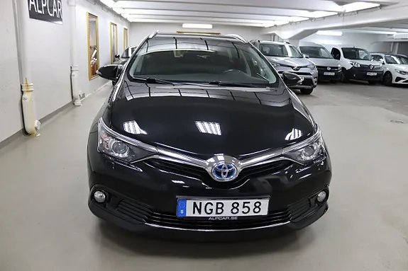 Toyota Auris 2017 photo 5