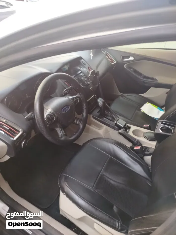 Ford Focus 2014 photo 3