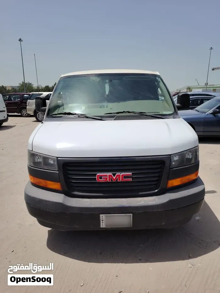 GMC Savana