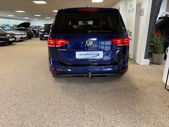 Volkswagen Touran 2016 photo 4