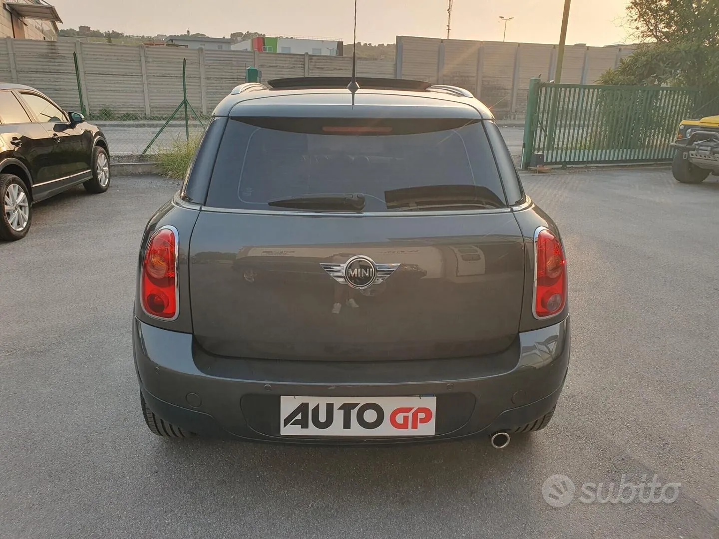 Mini Countryman 2012 photo 4