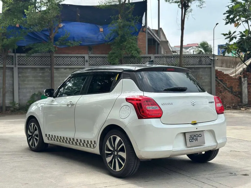 Suzuki Swift 2019 photo 2