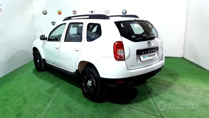 Dacia Duster 2011 photo 4