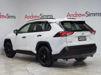 Toyota Rav4 2020 photo 3