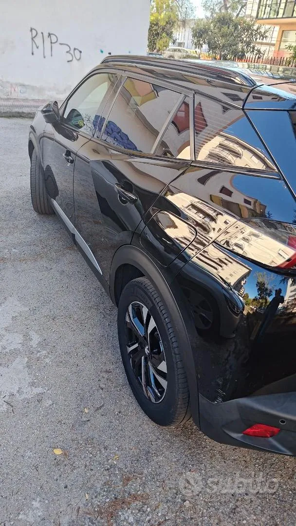 Peugeot 2008 2020 photo 5