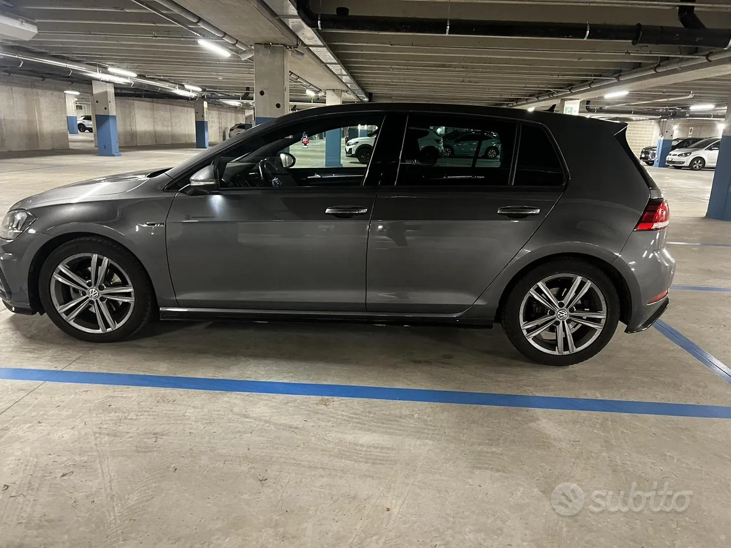 Volkswagen Golf 2018 photo 2