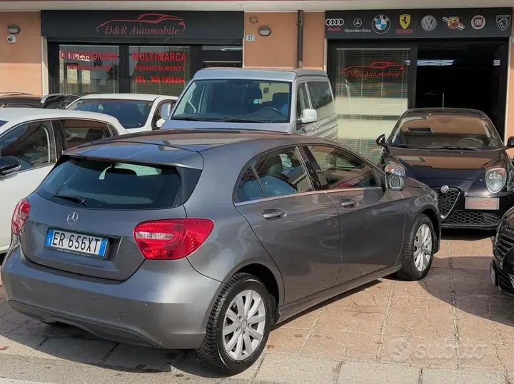 Mercedes-Benz A 180 Cdi 2013 photo 4
