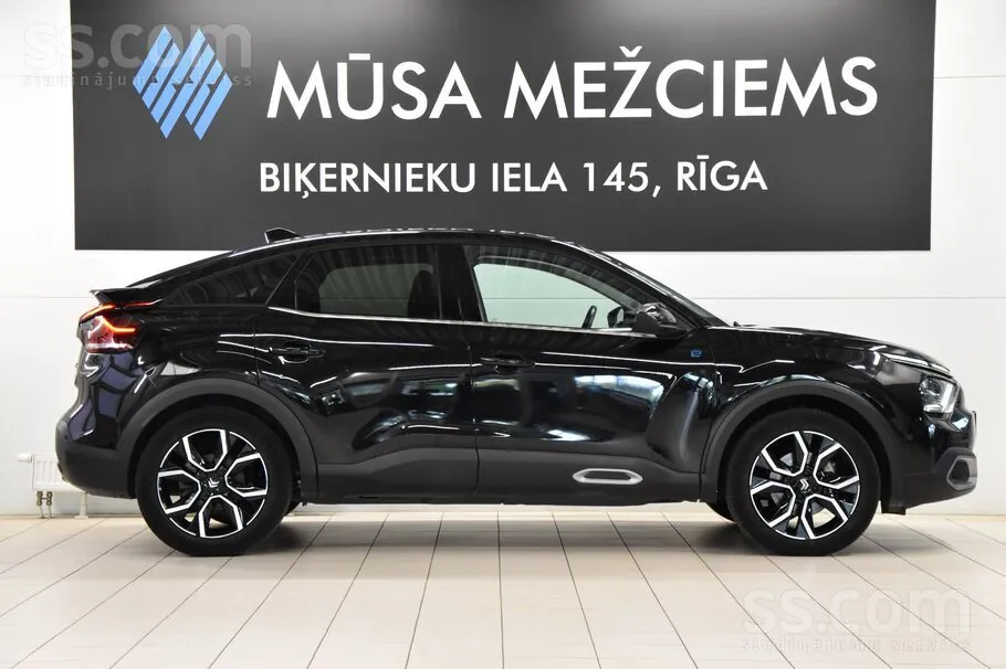 Citroen E-C4 Shine 2024 photo 4