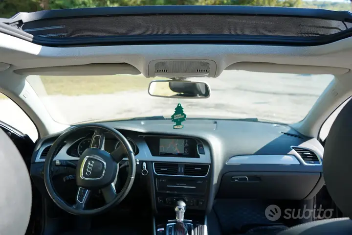 Audi A4 2011 photo 3
