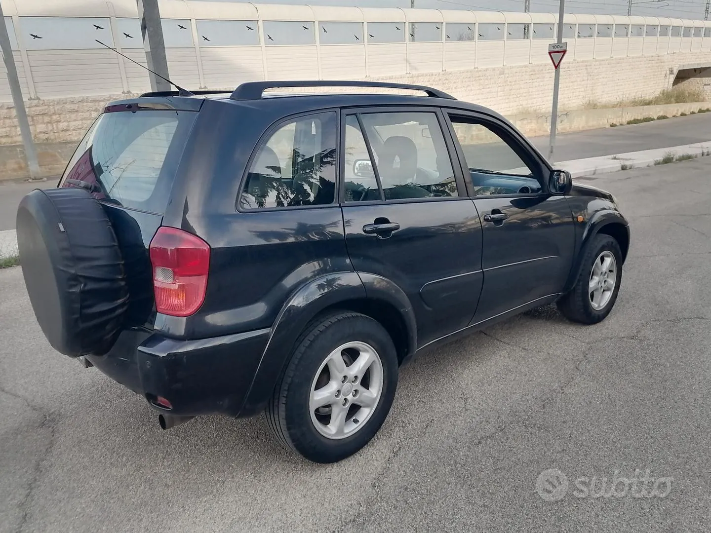 Toyota Rav4 2003 photo 4