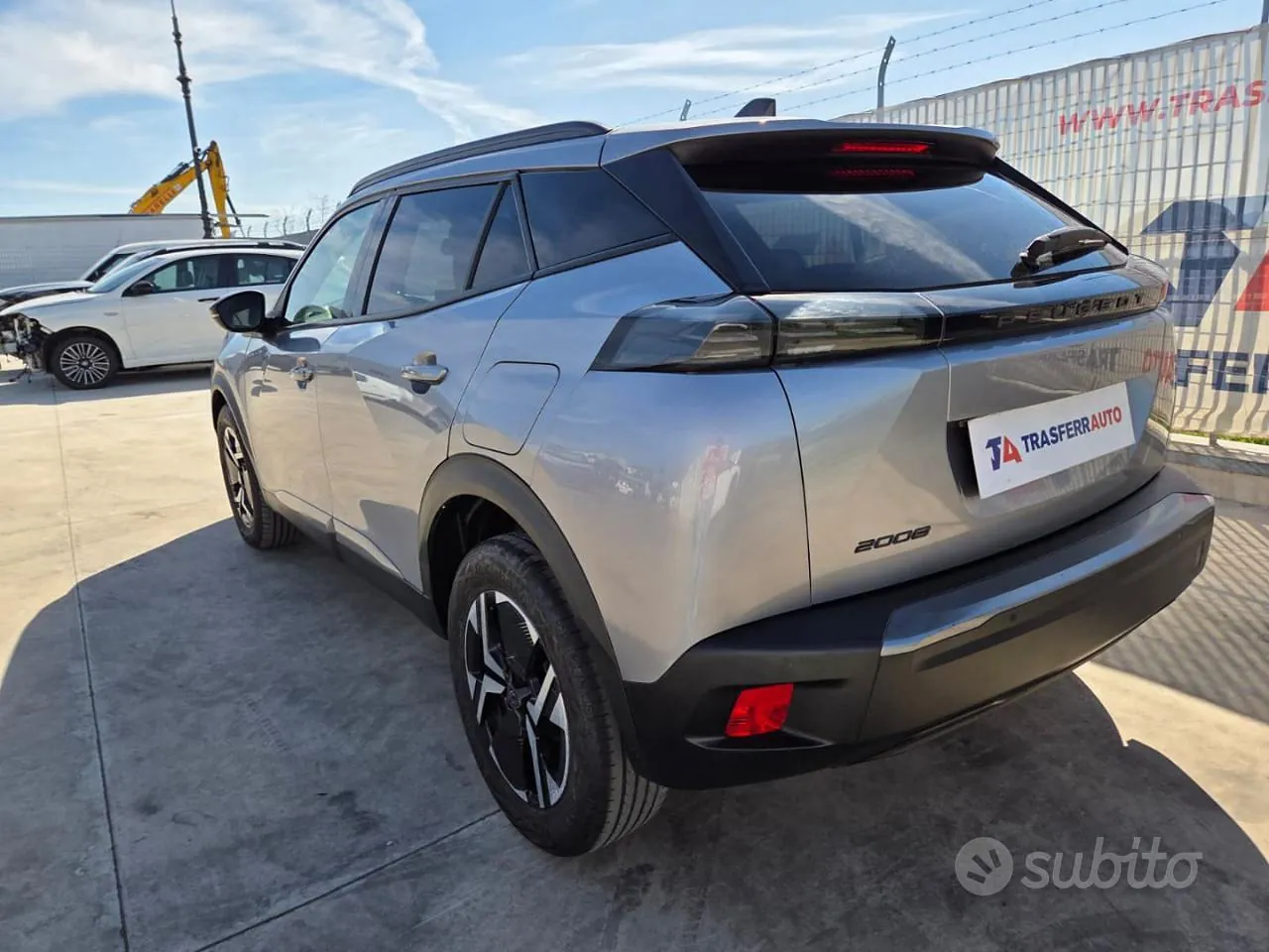 Peugeot 2008 2023 photo 3