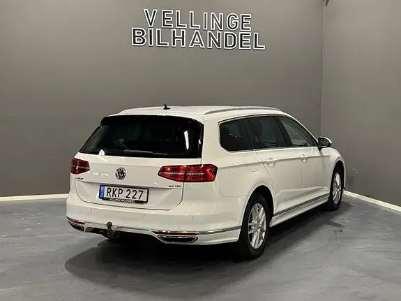 Volkswagen Passat 2018 photo 3