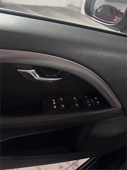 Volvo V70 2013 photo 4