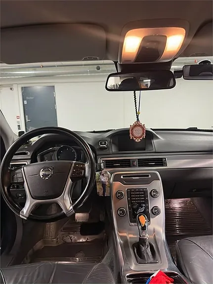Volvo V70 2013 photo 3