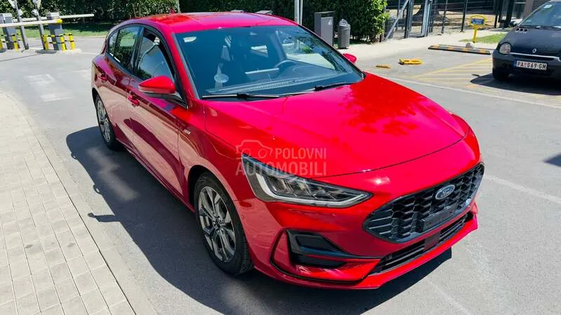 Ford Focus 2023 photo 4