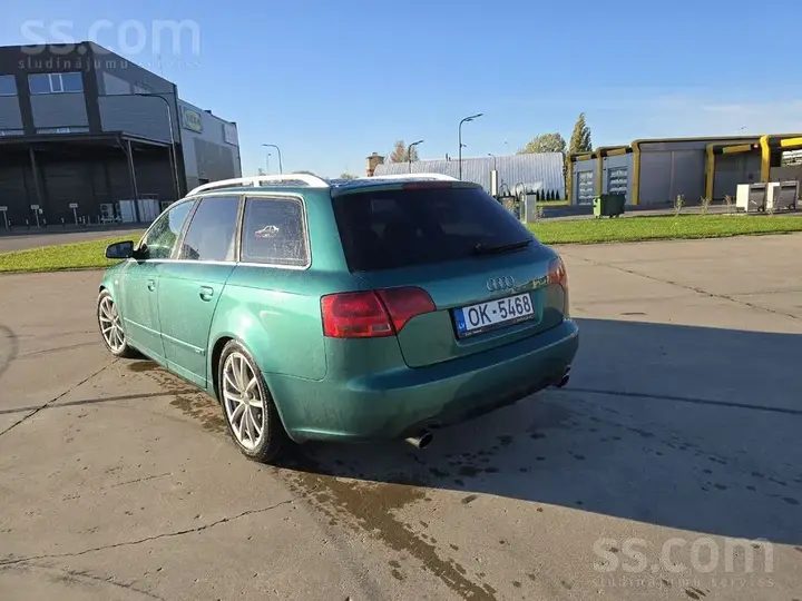 Audi A4 2005 photo 4