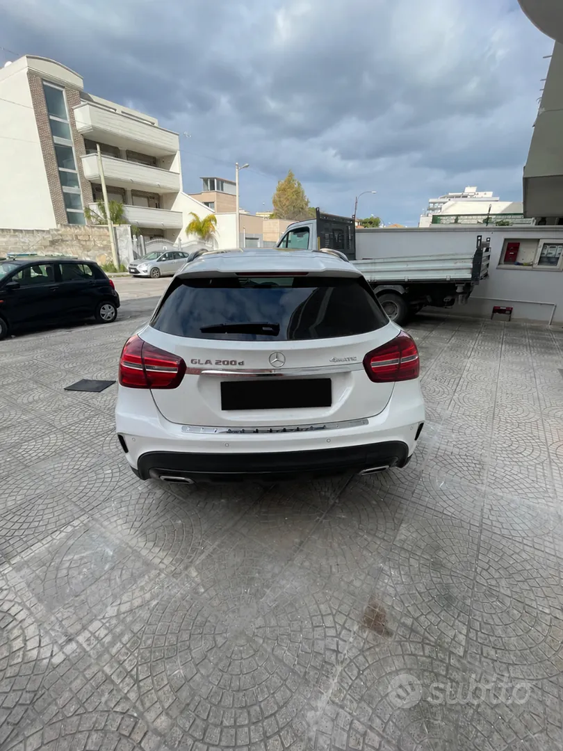 Mercedes-Benz Gla 2018 photo 2
