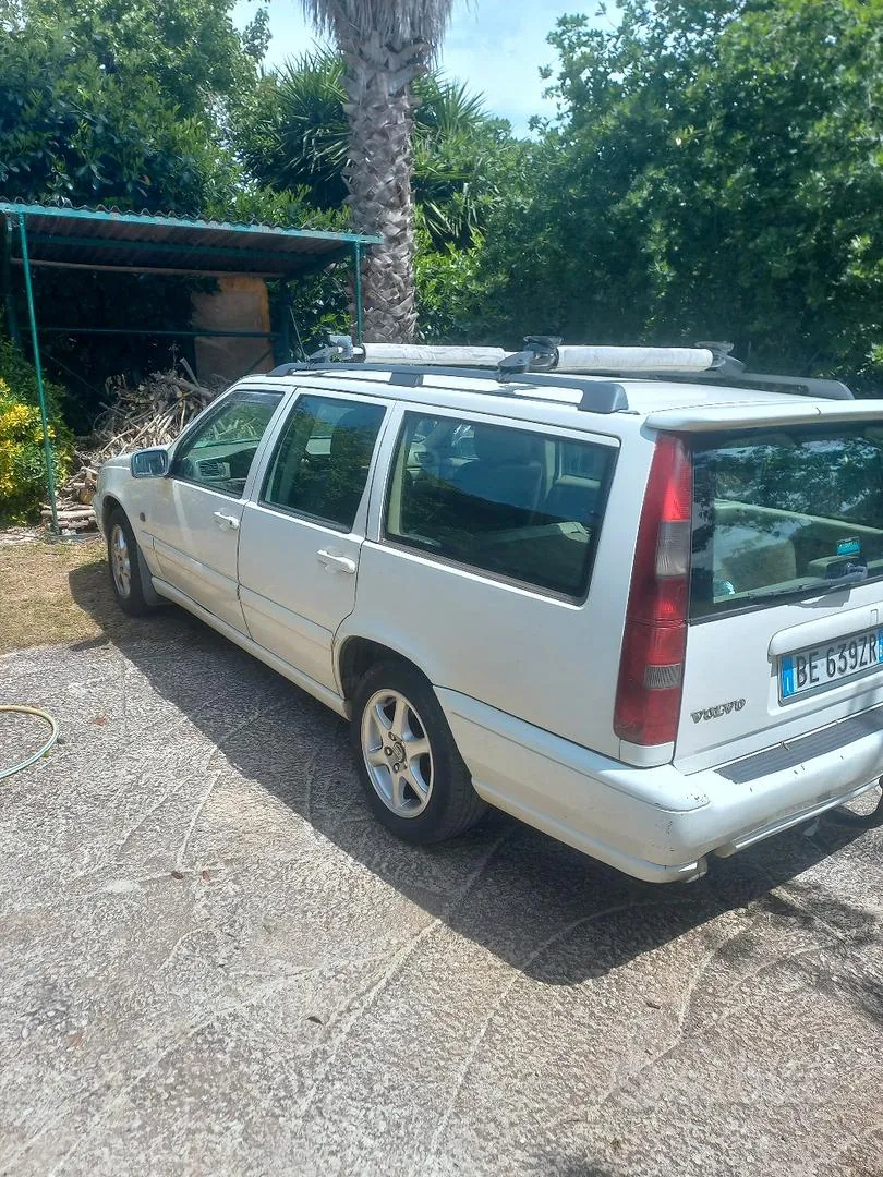 Volvo V70 1999 photo 2