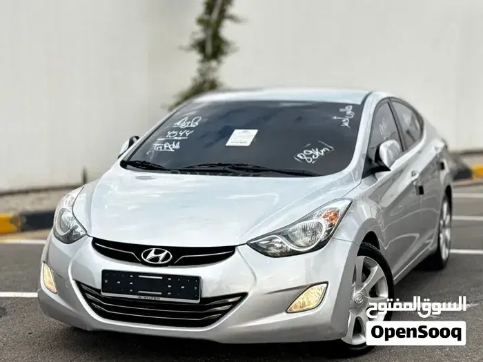Hyundai Avante 2012 photo 2