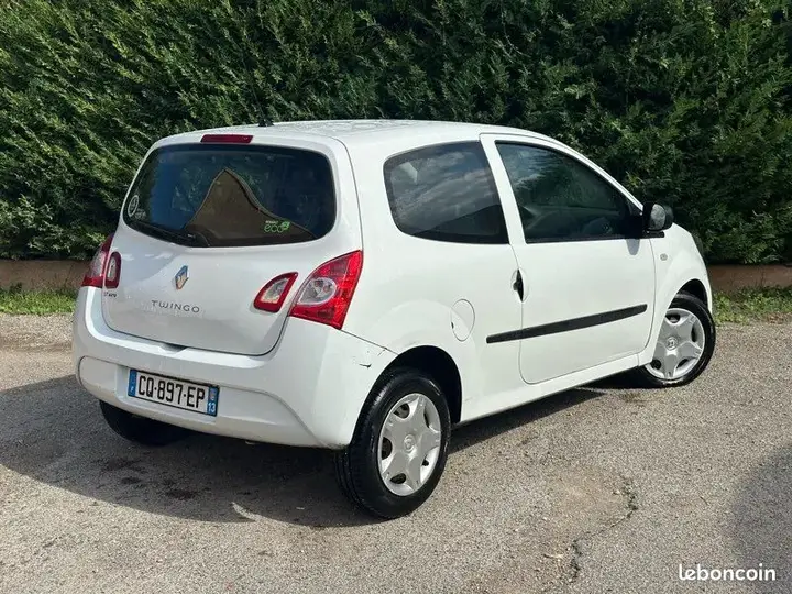 Renault Twingo 2013 photo 2