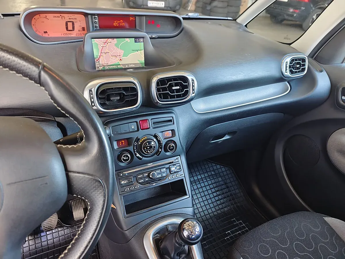 Citroen C3 Picasso 2010 photo 3