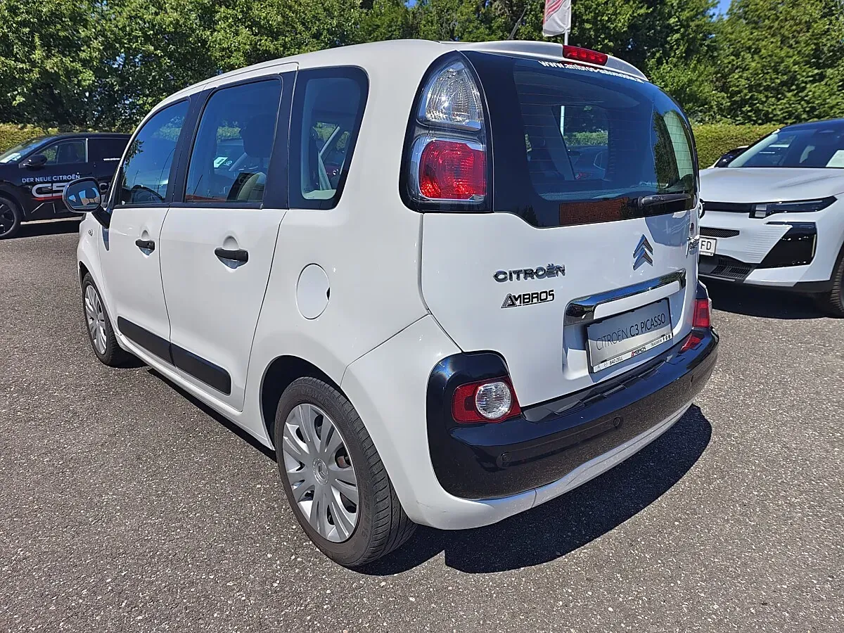 Citroen C3 Picasso 2010 photo 2